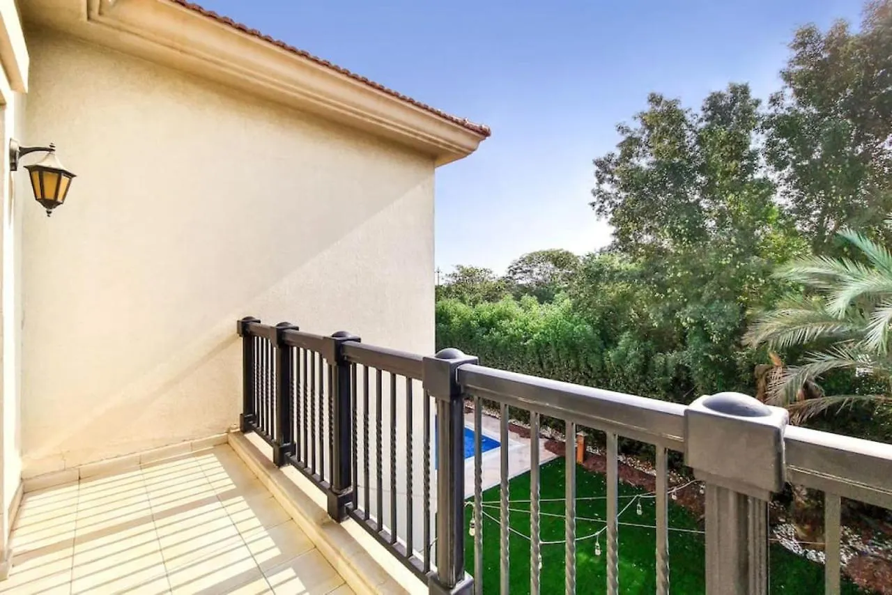 Villa, Jumeirah Islands - Modest Four Bedroom Villa دبي 0*,