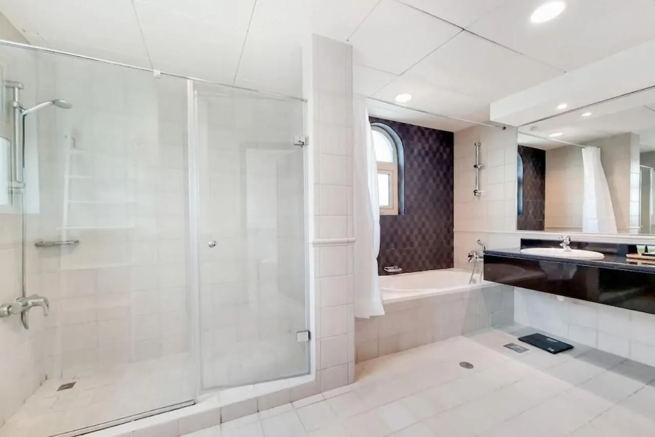 Villa, Jumeirah Islands - Modest Four Bedroom Villa دبي 0*,  الإمارات العربية المتحدة